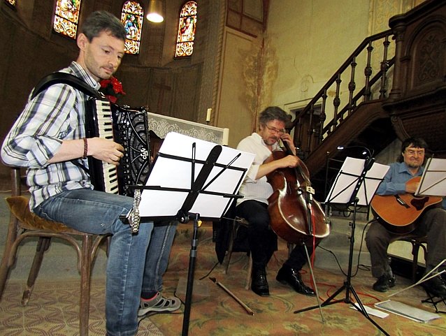igor-trio-slavnosti-nahled